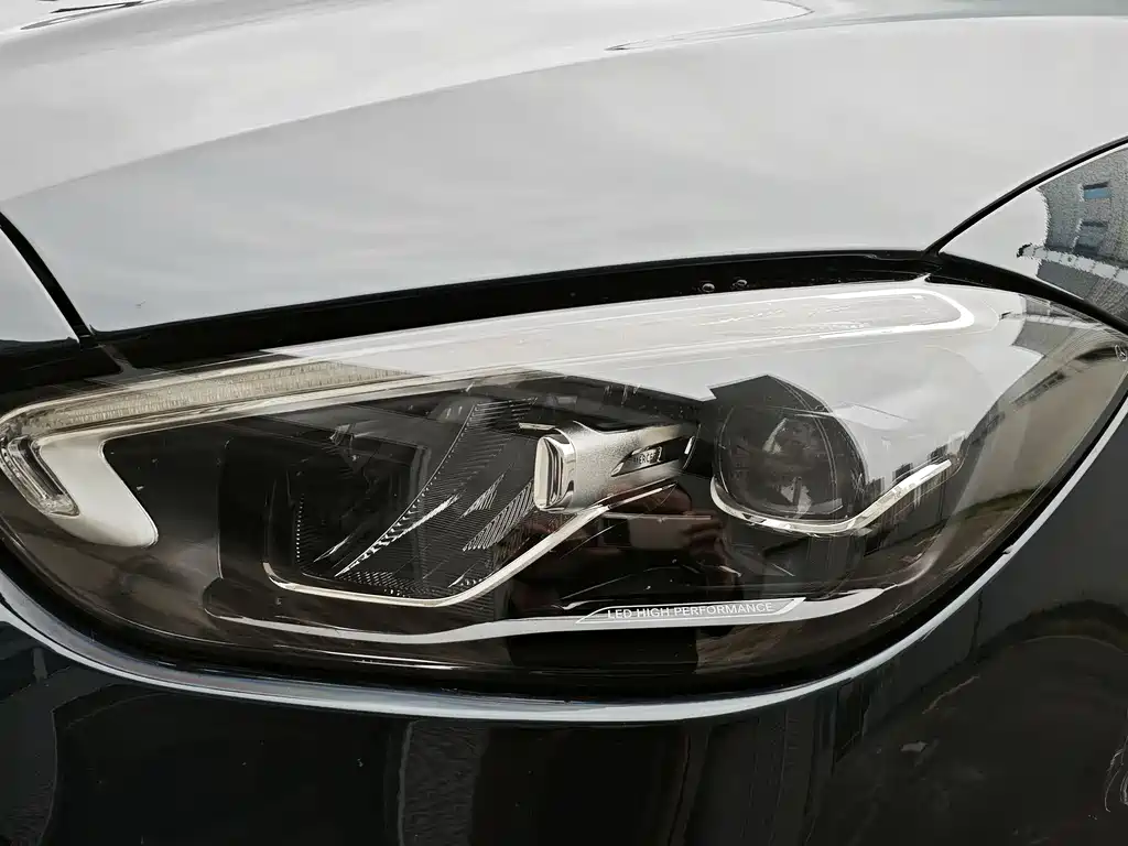 Mercedes-Benz C-Class 2024 — фото 14