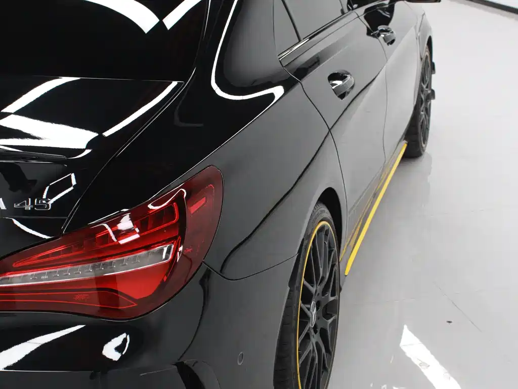 Mercedes-Benz CLA AMG 2018 — фото 12