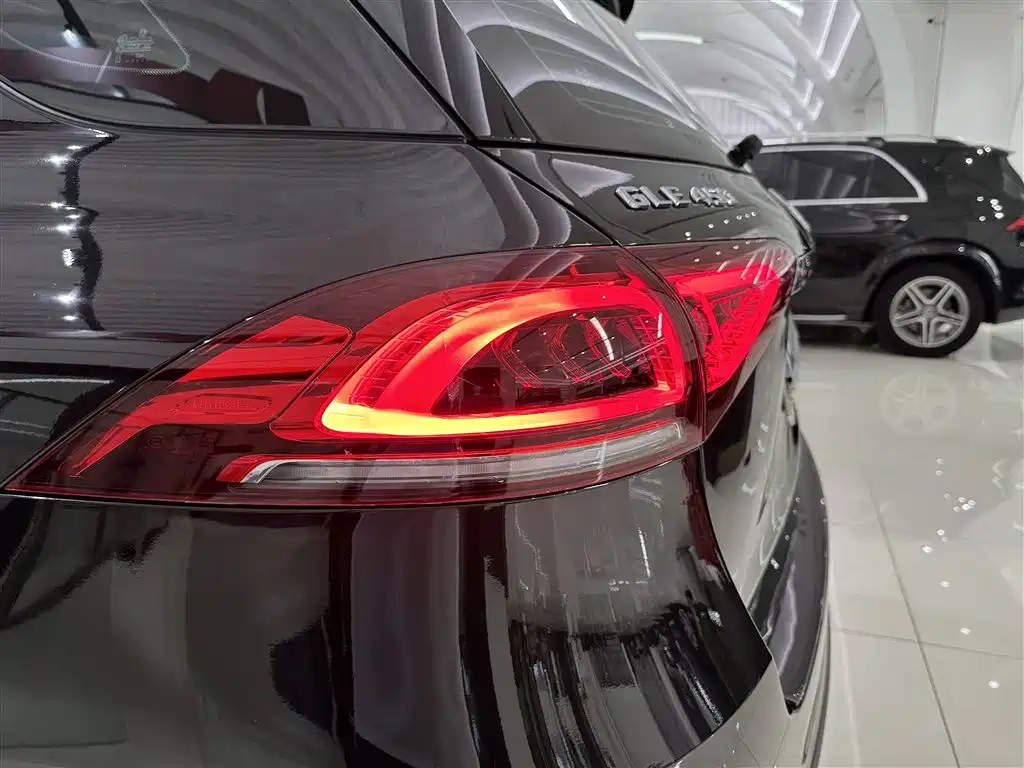 Mercedes-Benz GLE 2023 — фото 18
