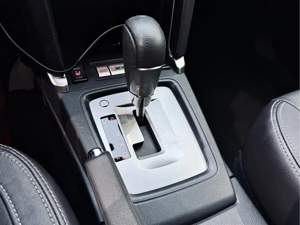 Subaru Forester 2018 — фото 13