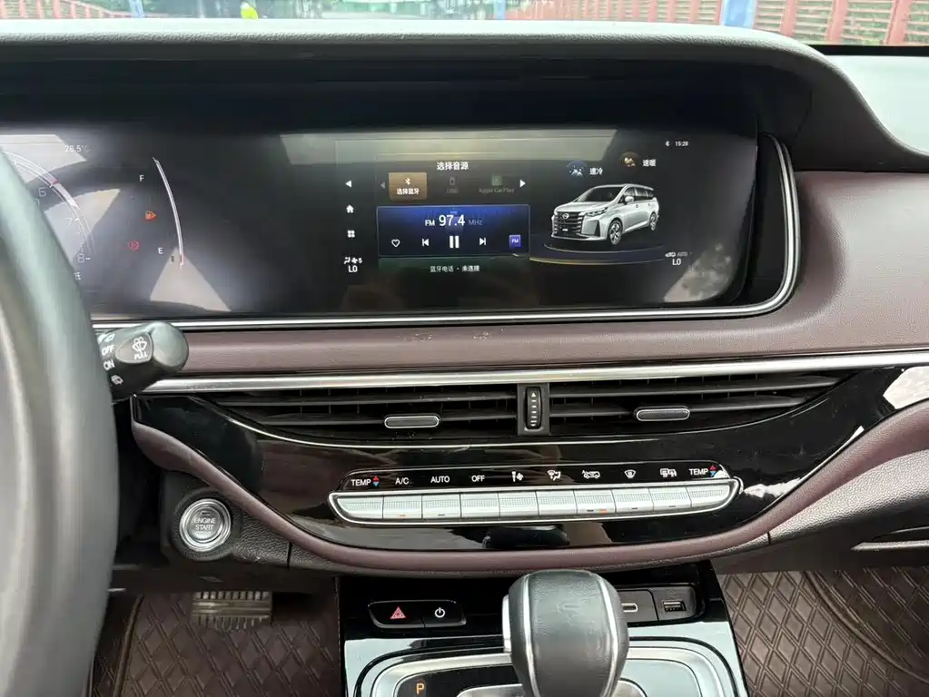 GAC Motor Trumpchi M6 2024 — фото 17