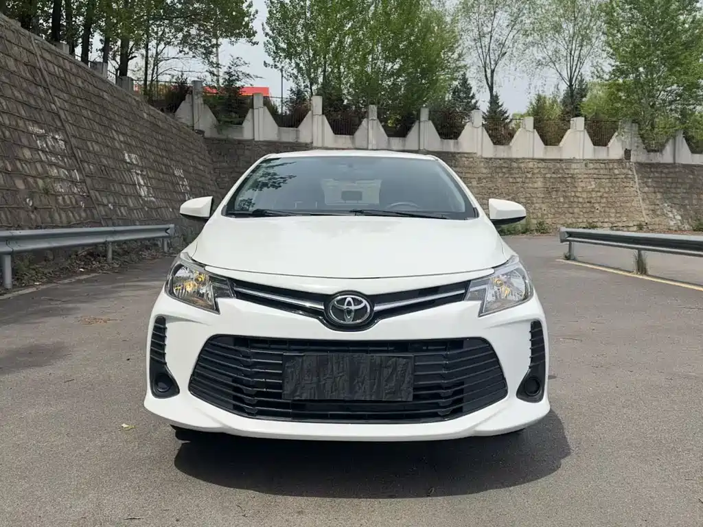 Toyota Vios 2022 — фото 2