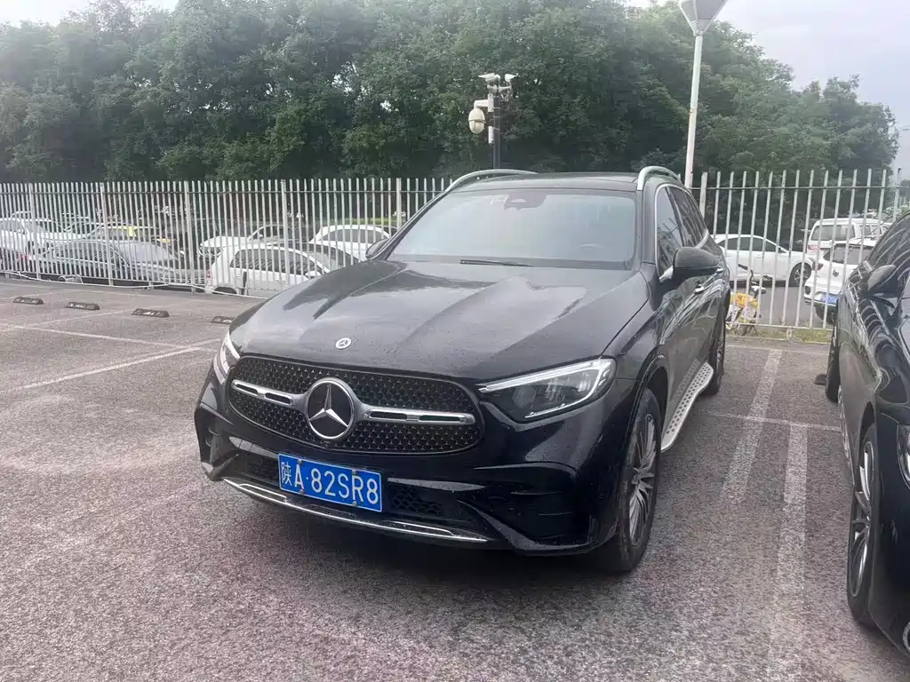 Mercedes-Benz GLC 2023 — фото 1