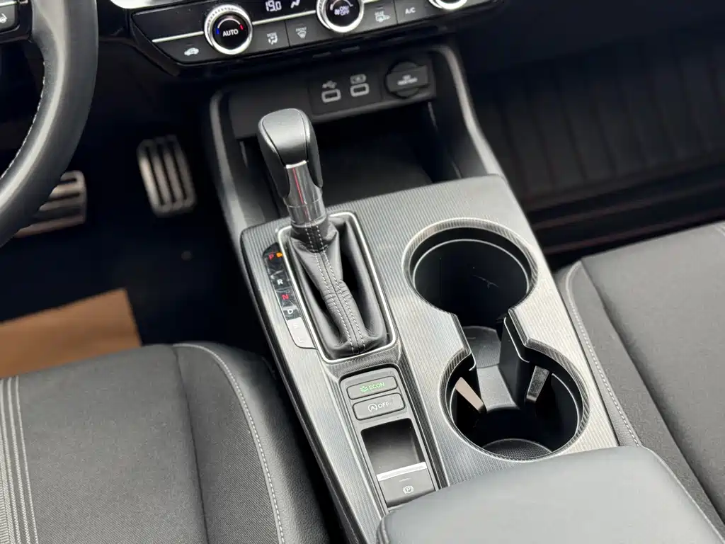 Honda Civic 2022 — фото 15