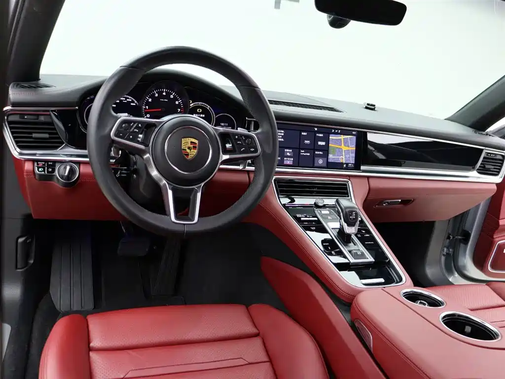 Porsche Panamera 2020 — фото 11