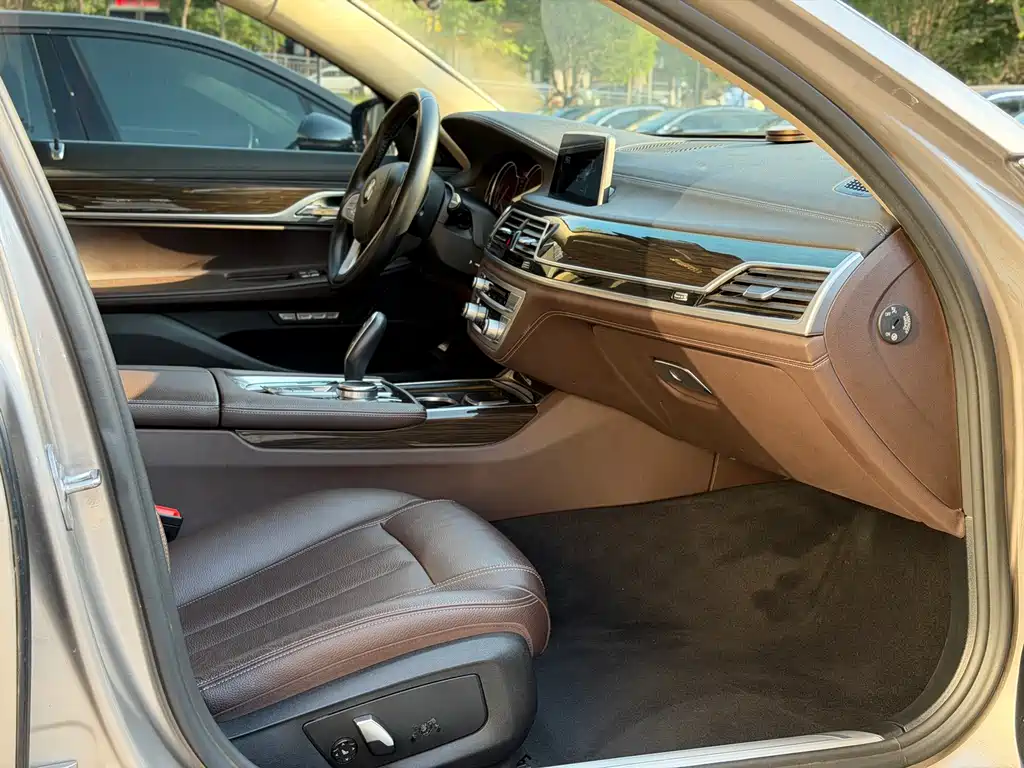 BMW 7 Series 2016
