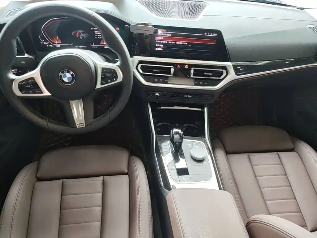 BMW 3 Series 2021 — фото 10