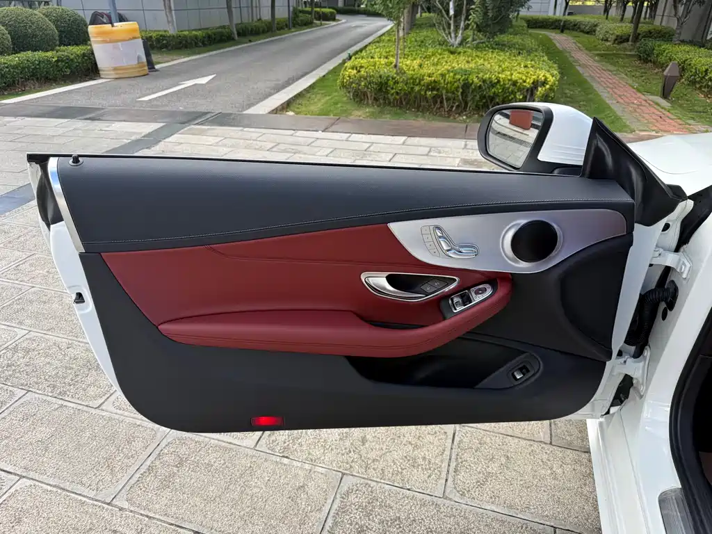 Mercedes-Benz C-Class 2020 — фото 17