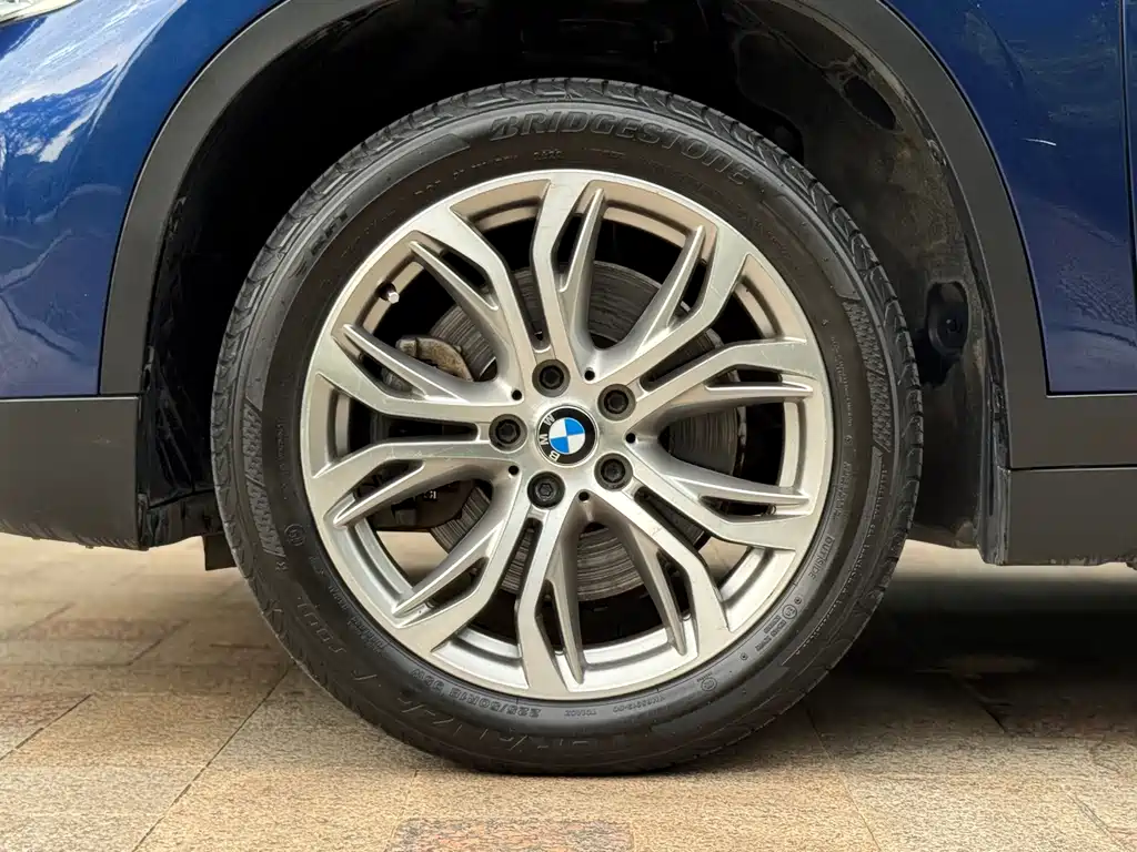 BMW X1 2018 — фото 24