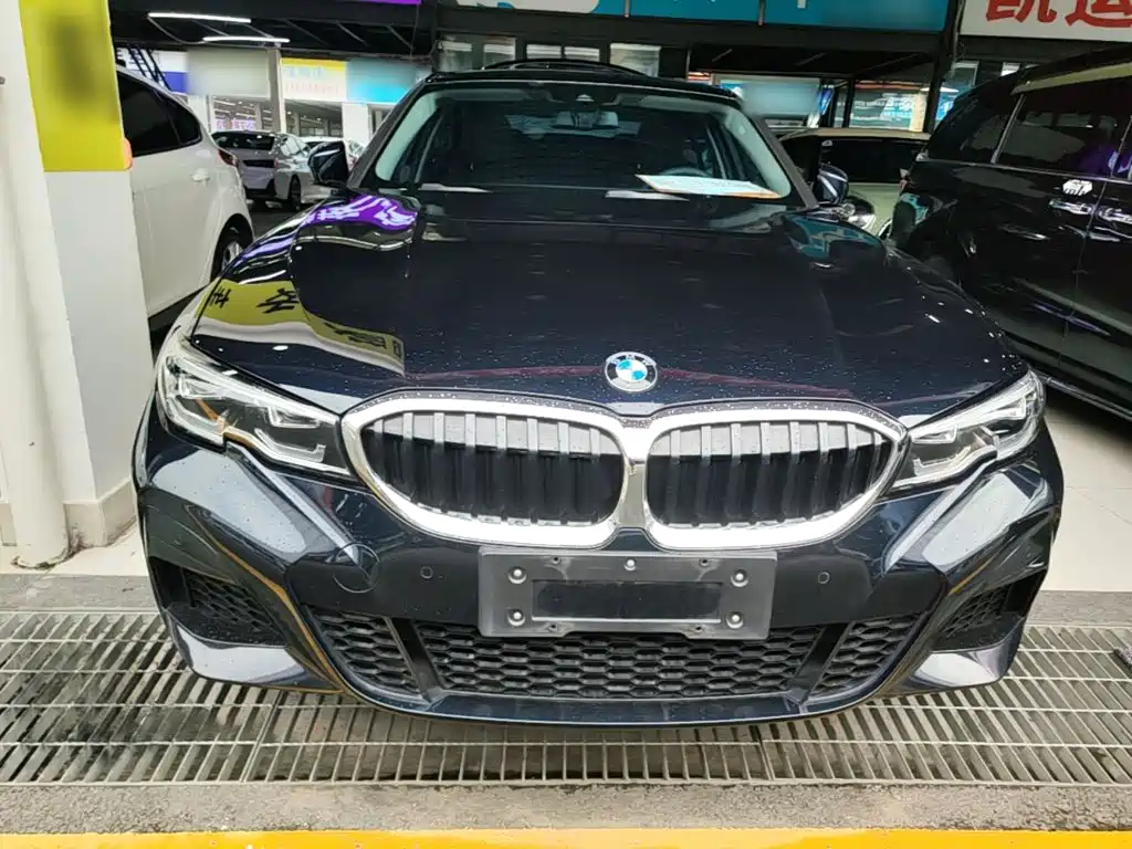 BMW 3 Series 2021