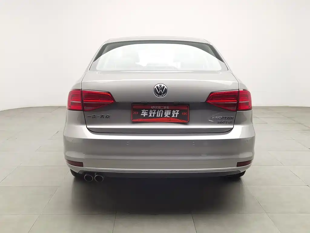 Volkswagen Sagitar 2017