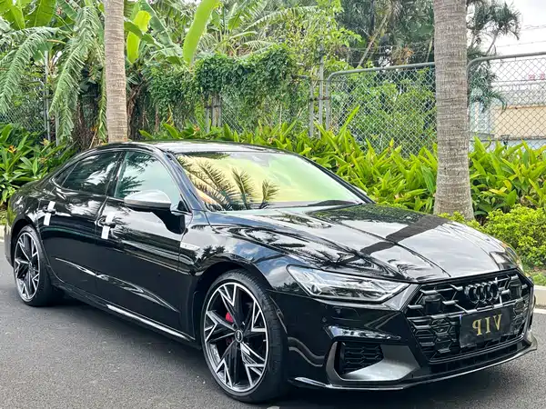 Audi A7L 2024
