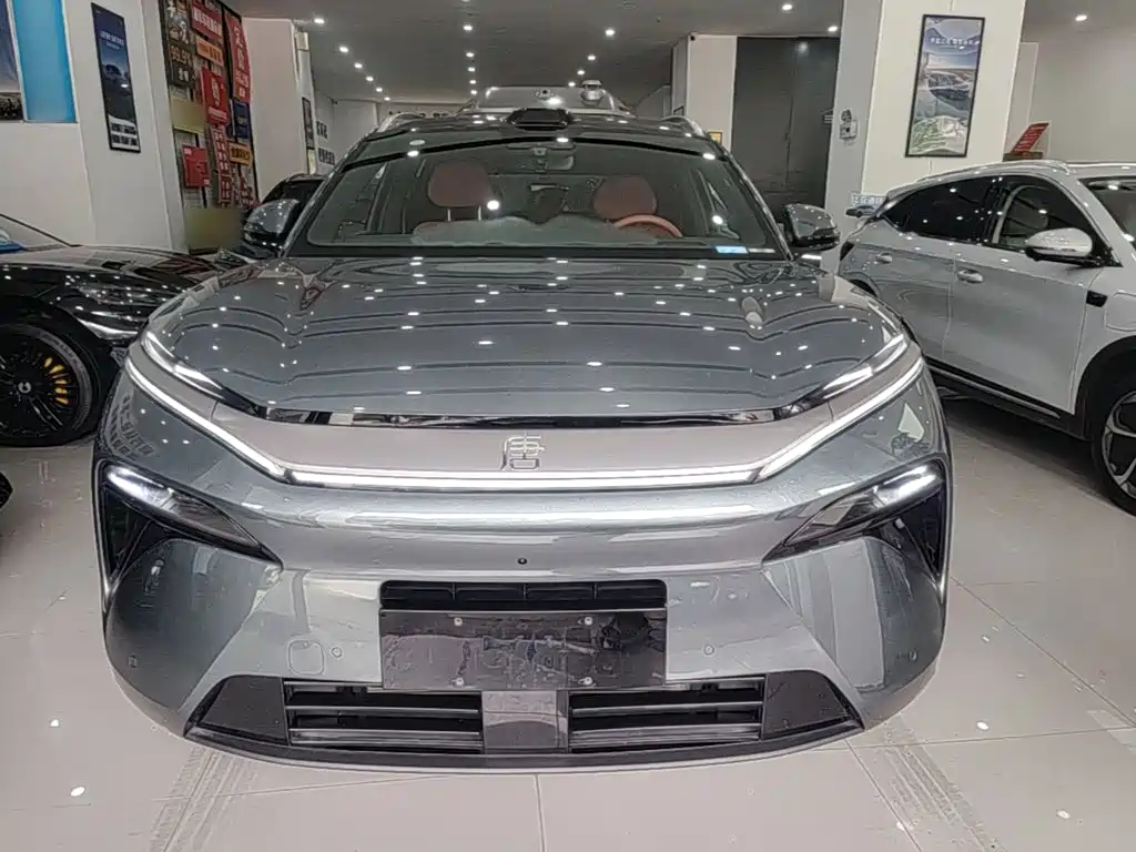 BYD Tang L 2025