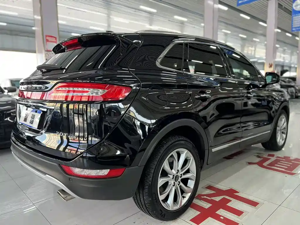 Lincoln MKC 2020 — фото 9