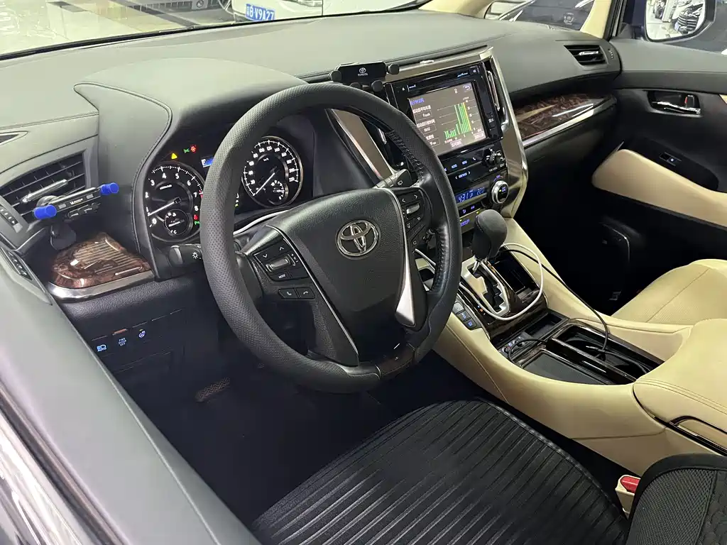 Toyota Alphard 2019 — фото 6