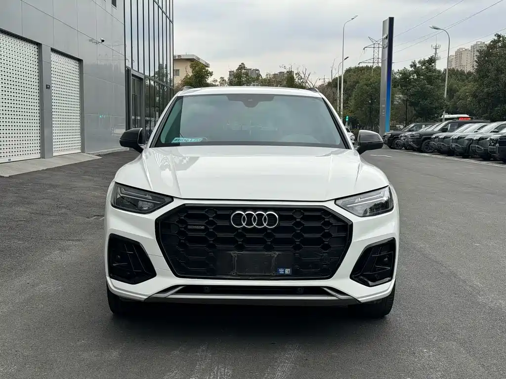 Audi Q5L 2022 — фото 2