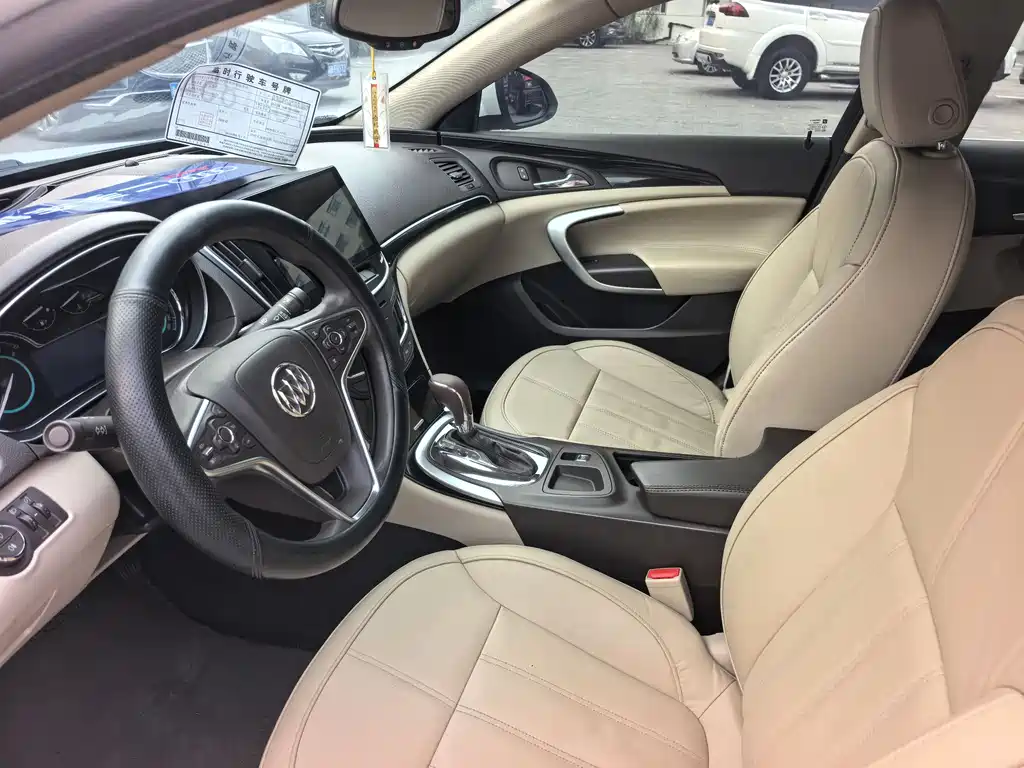 Buick Regal 2016 — фото 18