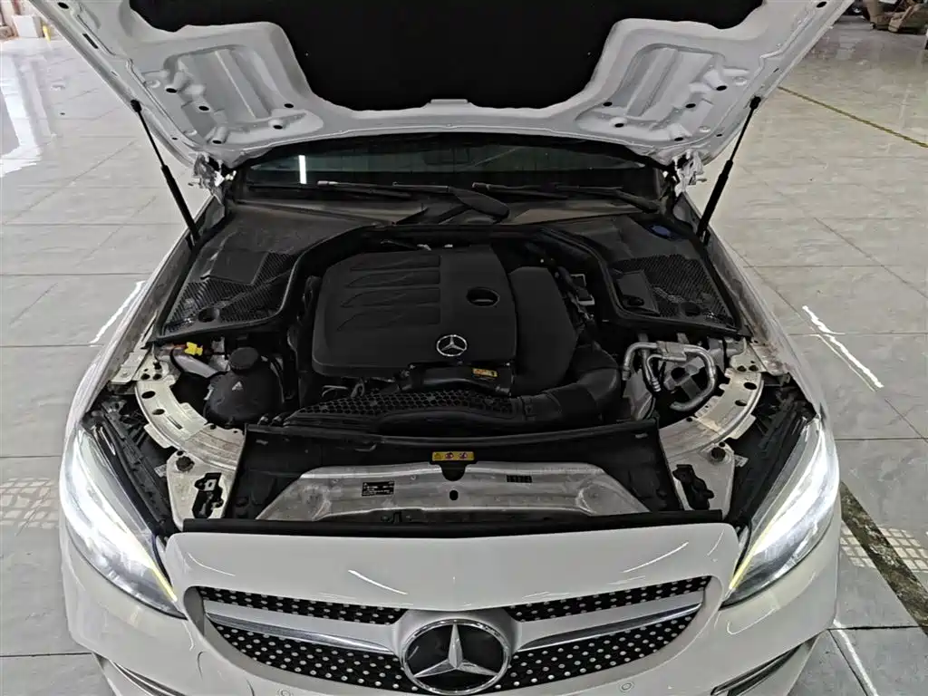 Mercedes-Benz C-Class 2020 — фото 20