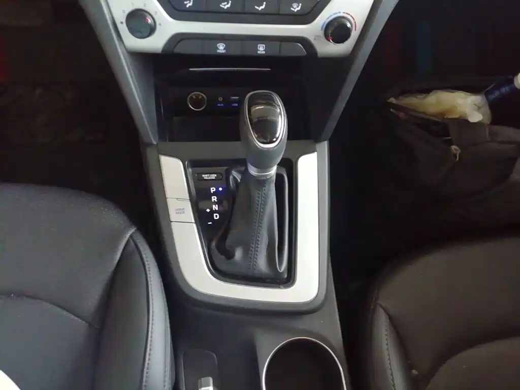 Hyundai Celesta 2017 — фото 14
