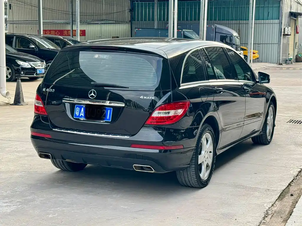 Mercedes-Benz R-Class 2015