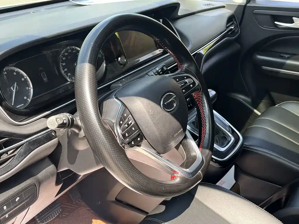 GAC Trumpchi M6 2021 — фото 18