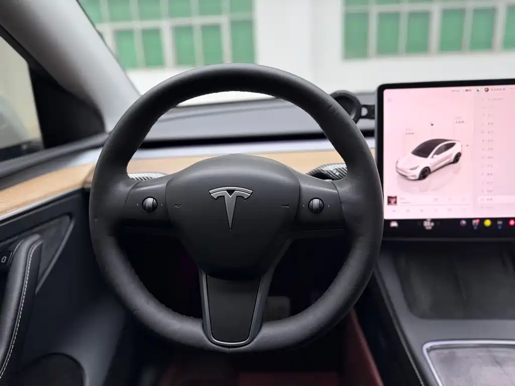 Tesla Model Y 2022 — фото 14