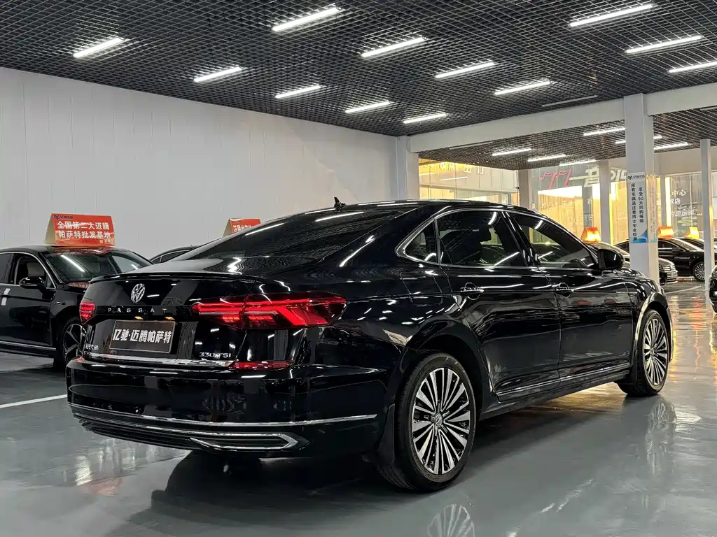 Volkswagen Passat 2019 — фото 9