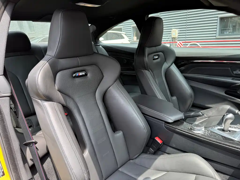 BMW M4 2018 — фото 14