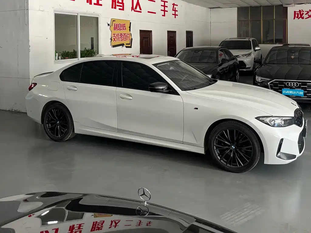 BMW 3 Series 2024