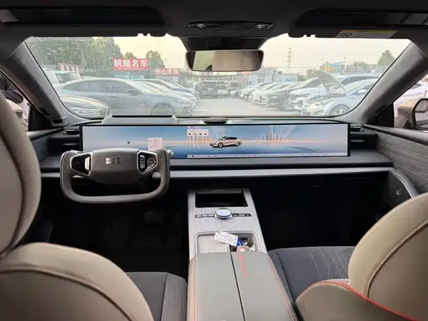 Geely Galaxy E8 2024