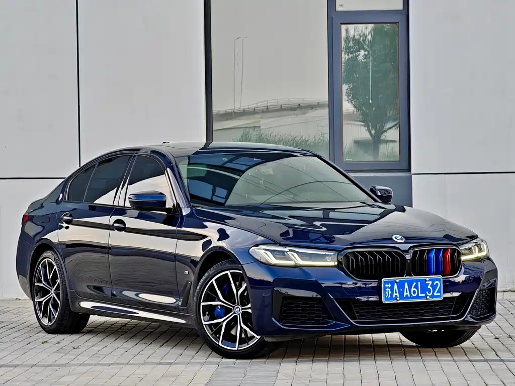 BMW 5 Series 2023