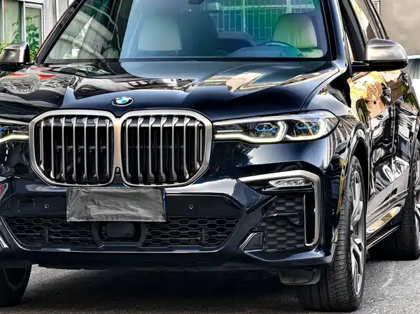BMW X7 2023