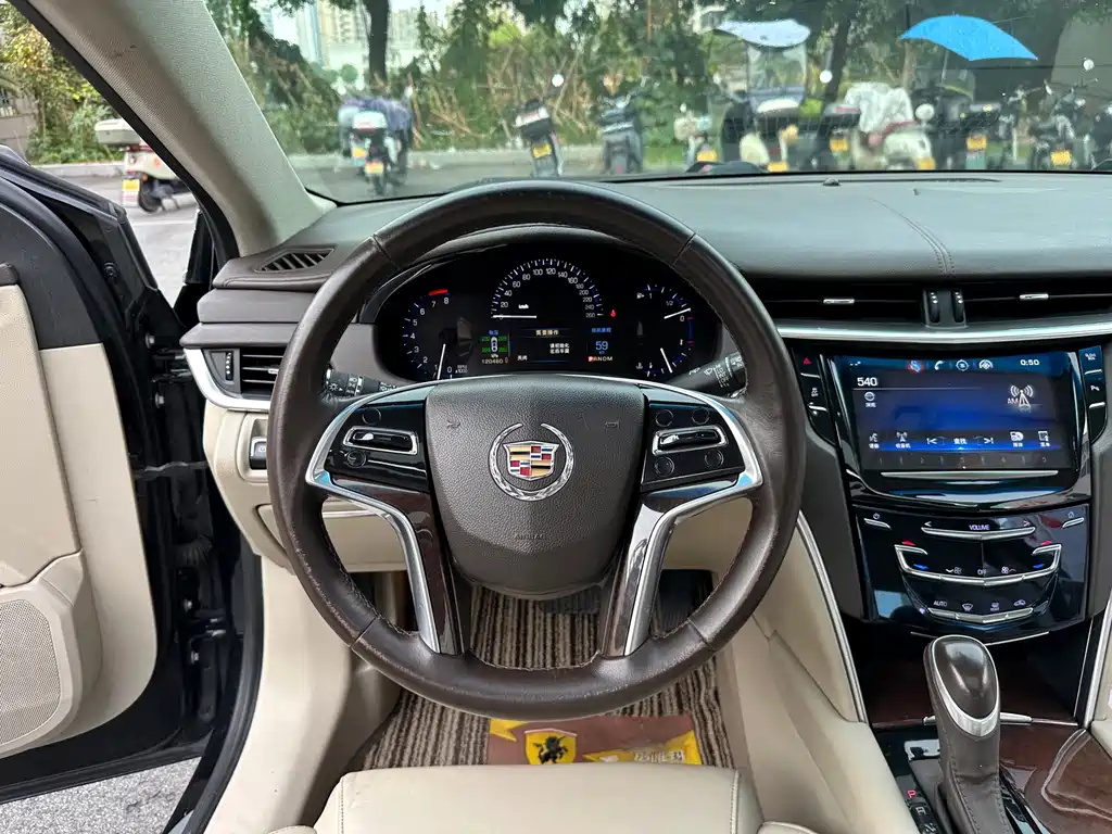 Cadillac XTS 2016 — фото 16