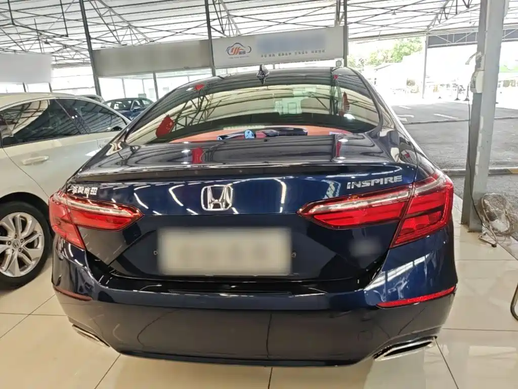 Honda Inspire 2020 — фото 6
