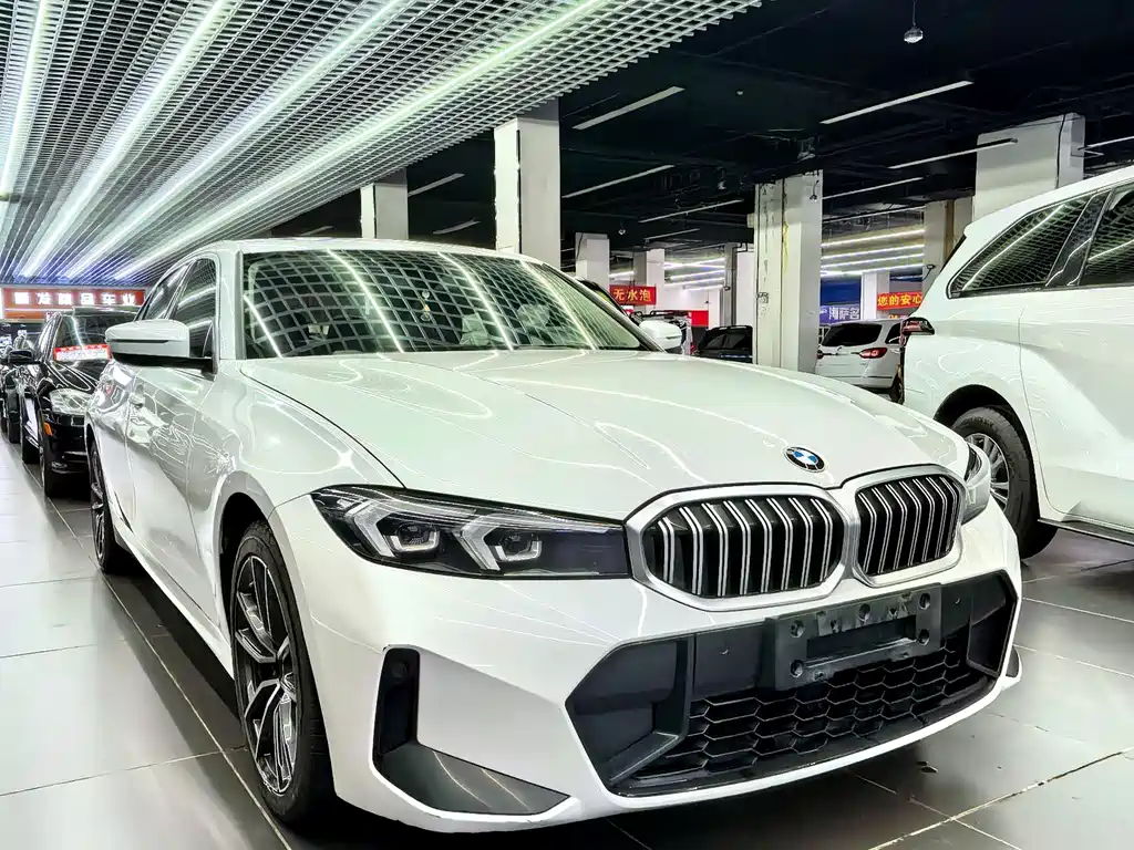 BMW 3 Series 2023