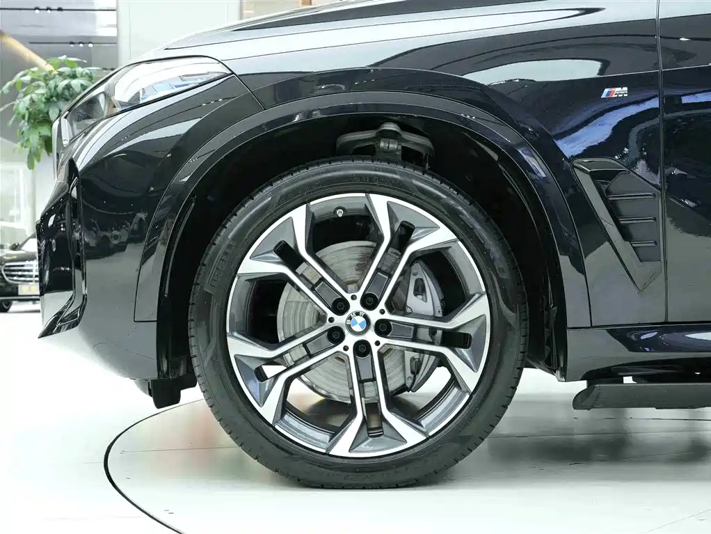BMW X5 2025 — фото 20