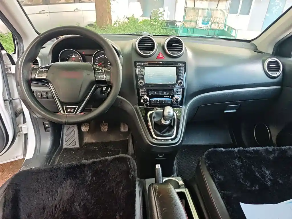 Haval H6 2015 — фото 10