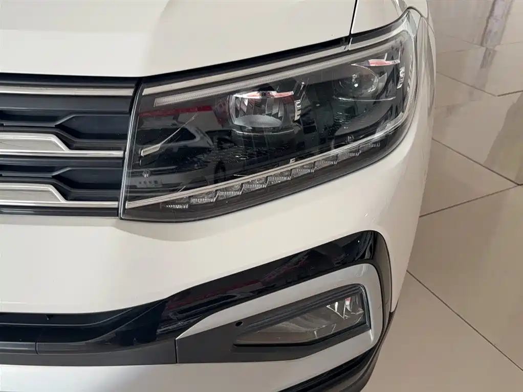 Volkswagen T-Cross 2021 — фото 15