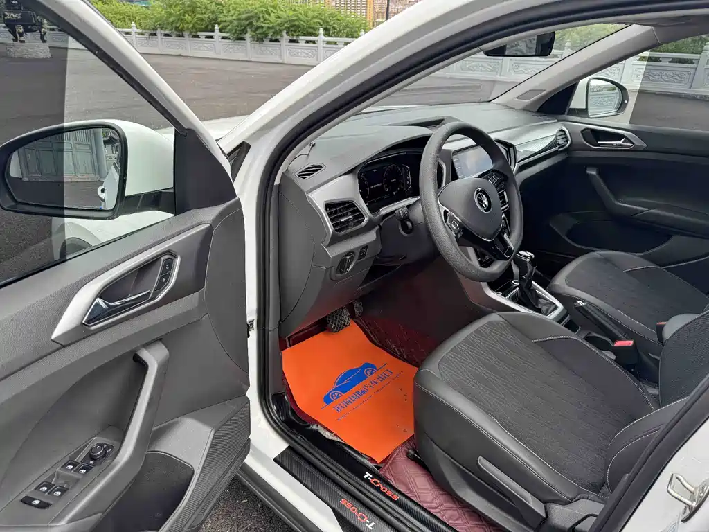 Volkswagen T-Cross 2021