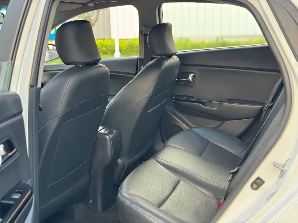 Kia K2 2013