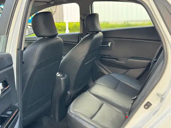 Kia K2 2013