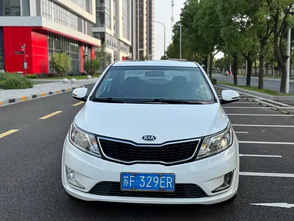 Kia K2 2013