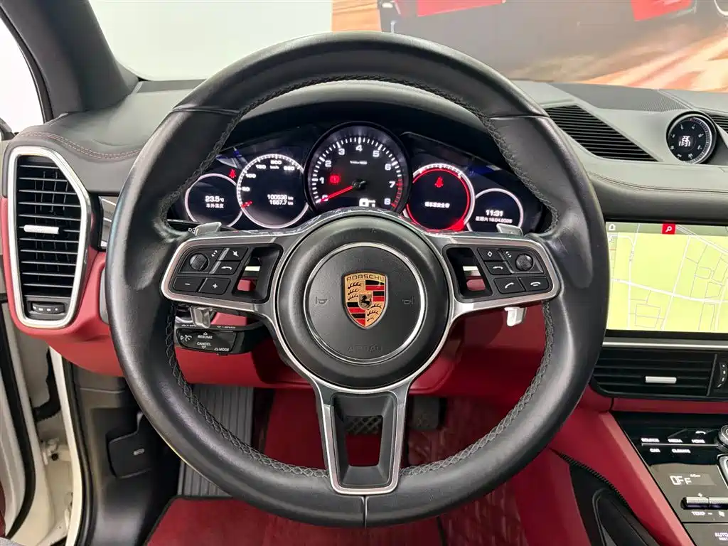 Porsche Cayenne 2019 — фото 9