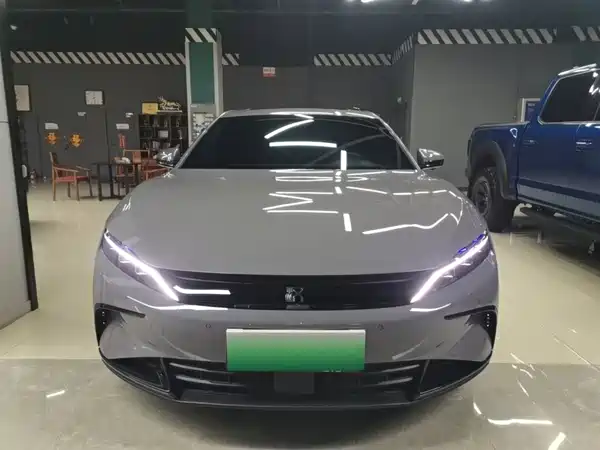 BYD Han 2025