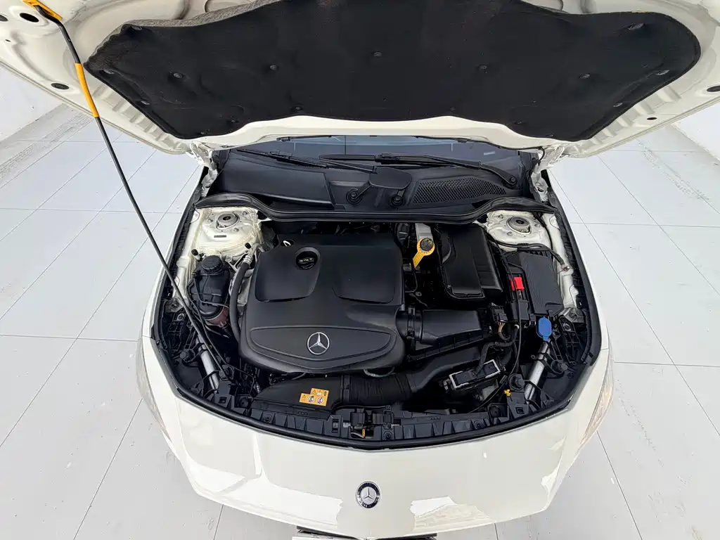 Mercedes-Benz CLA 2016 — фото 14