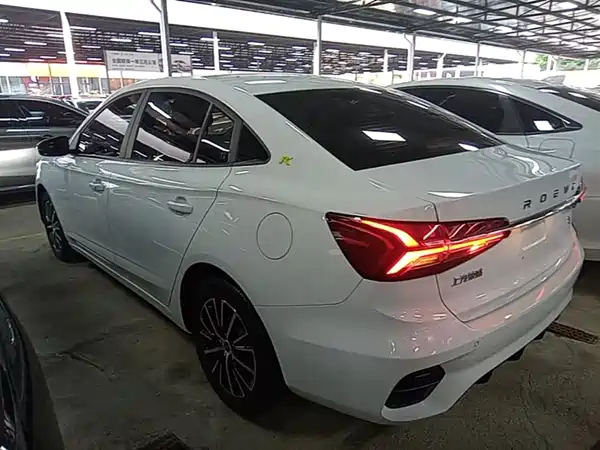 Roewe i5 2021