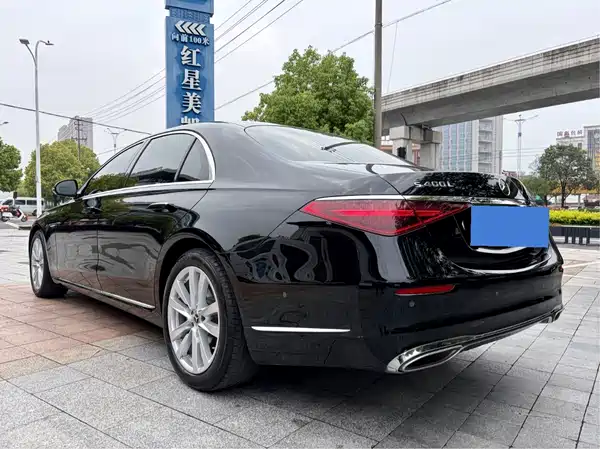 Mercedes-Benz S-Class 2022