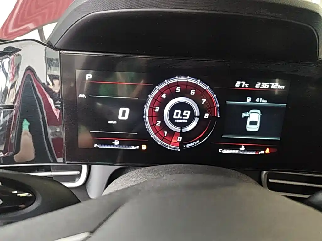 Hyundai Elantra 2021 — фото 12
