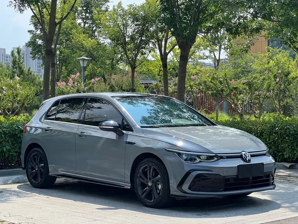 Volkswagen Golf 2022
