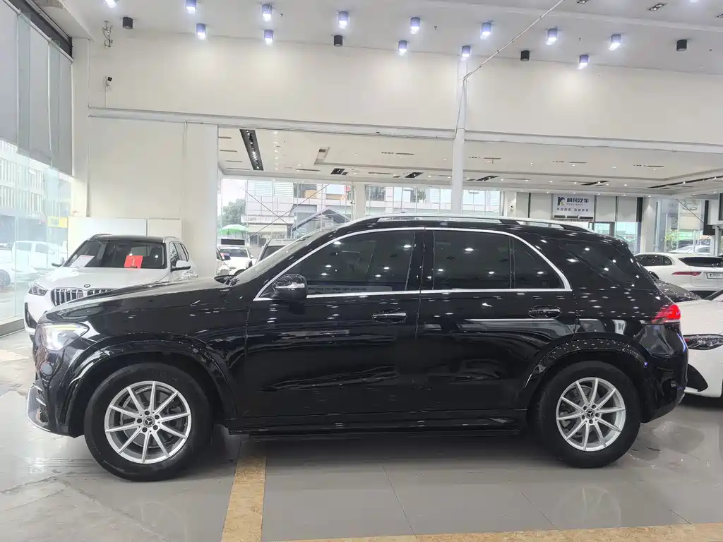 Mercedes-Benz GLE 2021